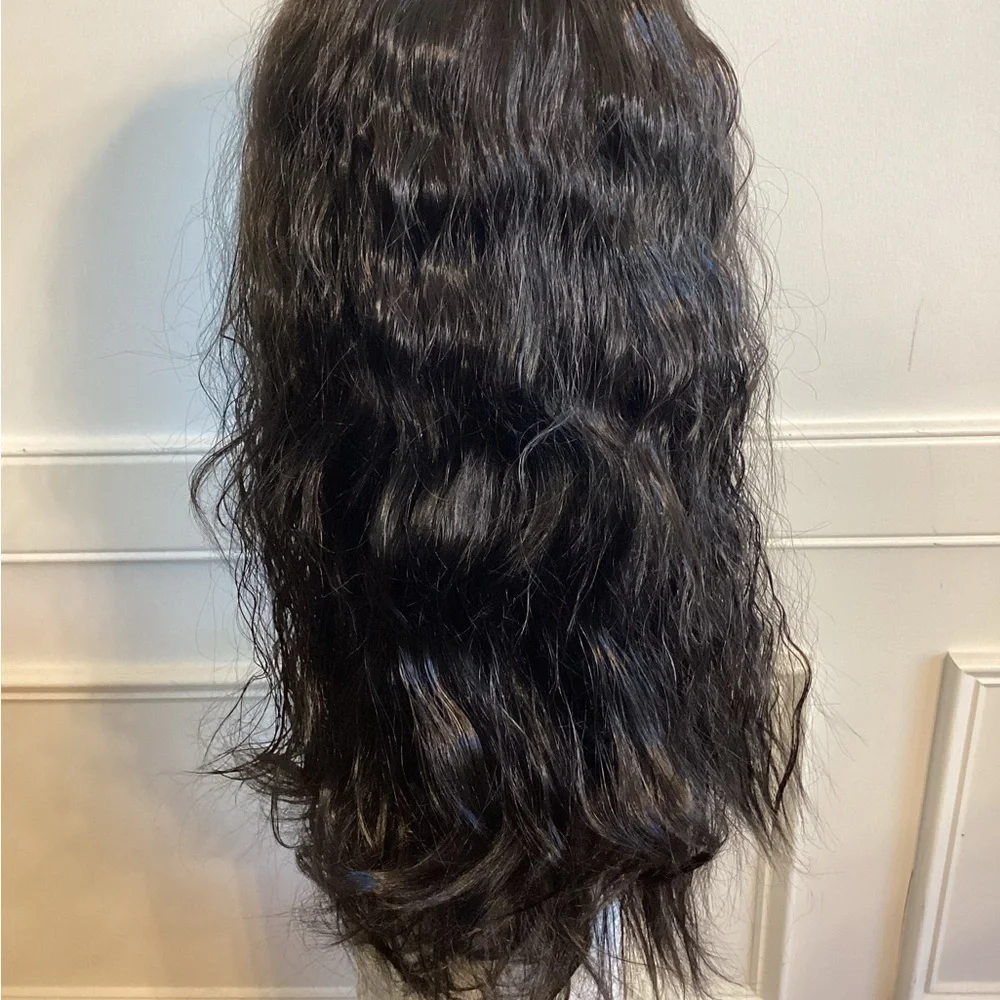 Luxurious Black Synthetic Wavy Hair Wig ~ 20 inch) NWOT (SW-20 $38)